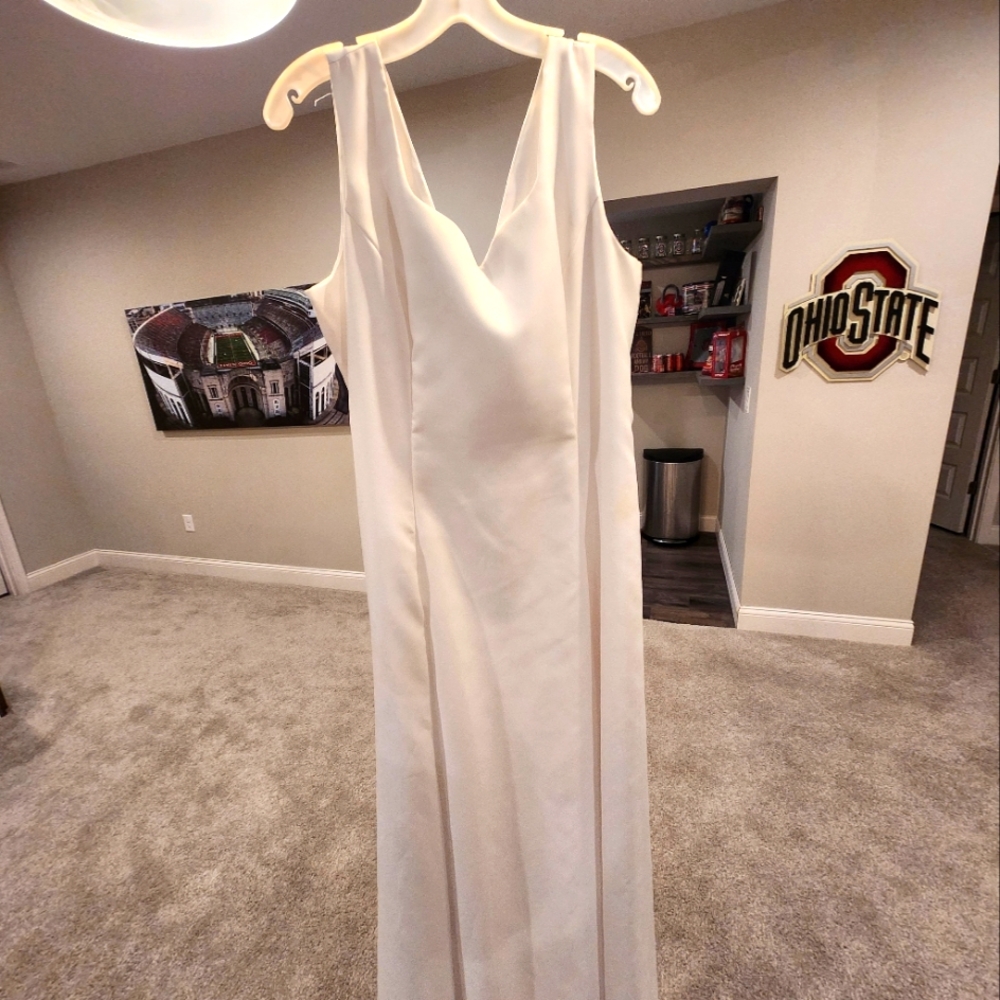 White custom made Reception dress fit size 16.